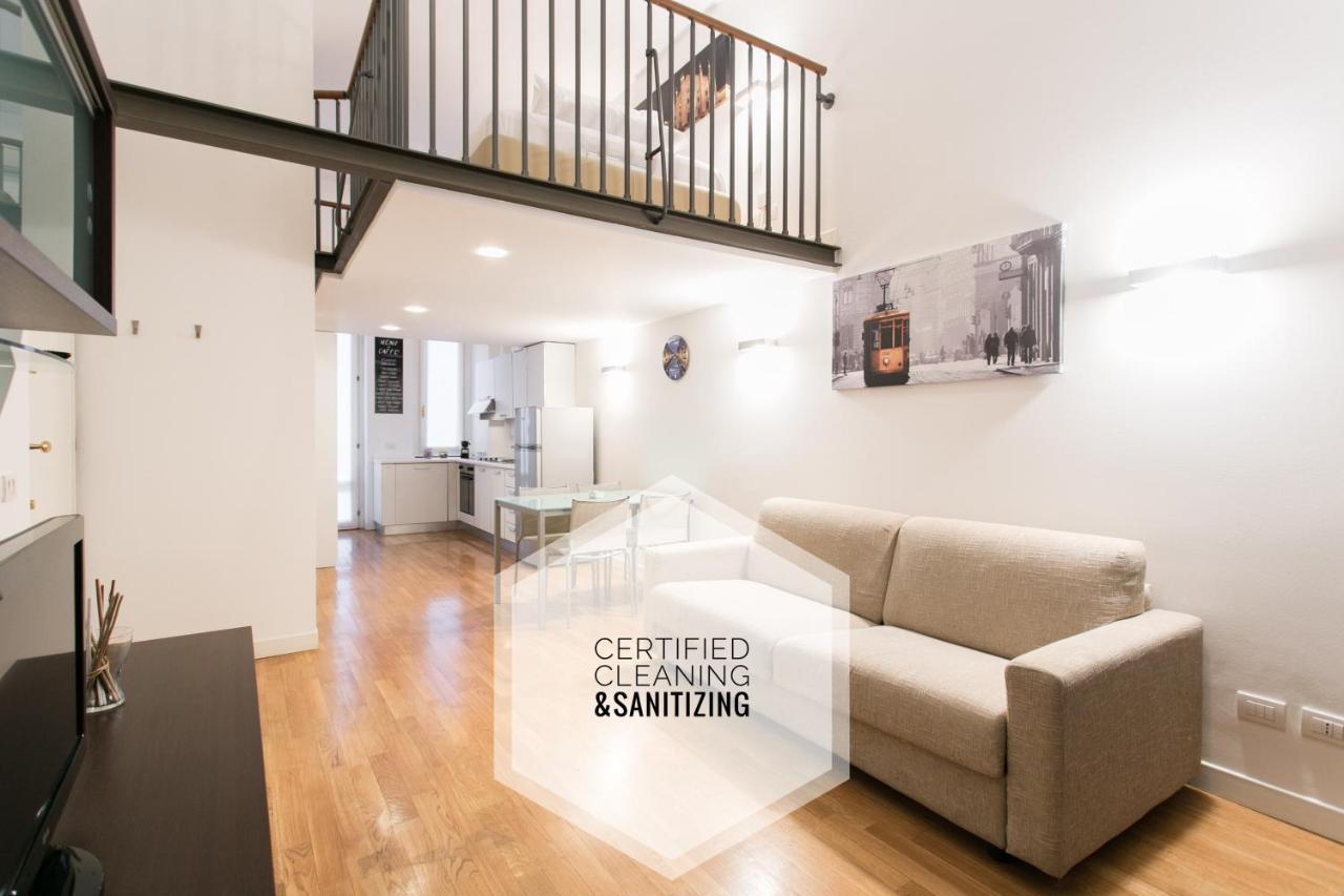 Charming De Togni Apartment Milan Bagian luar foto