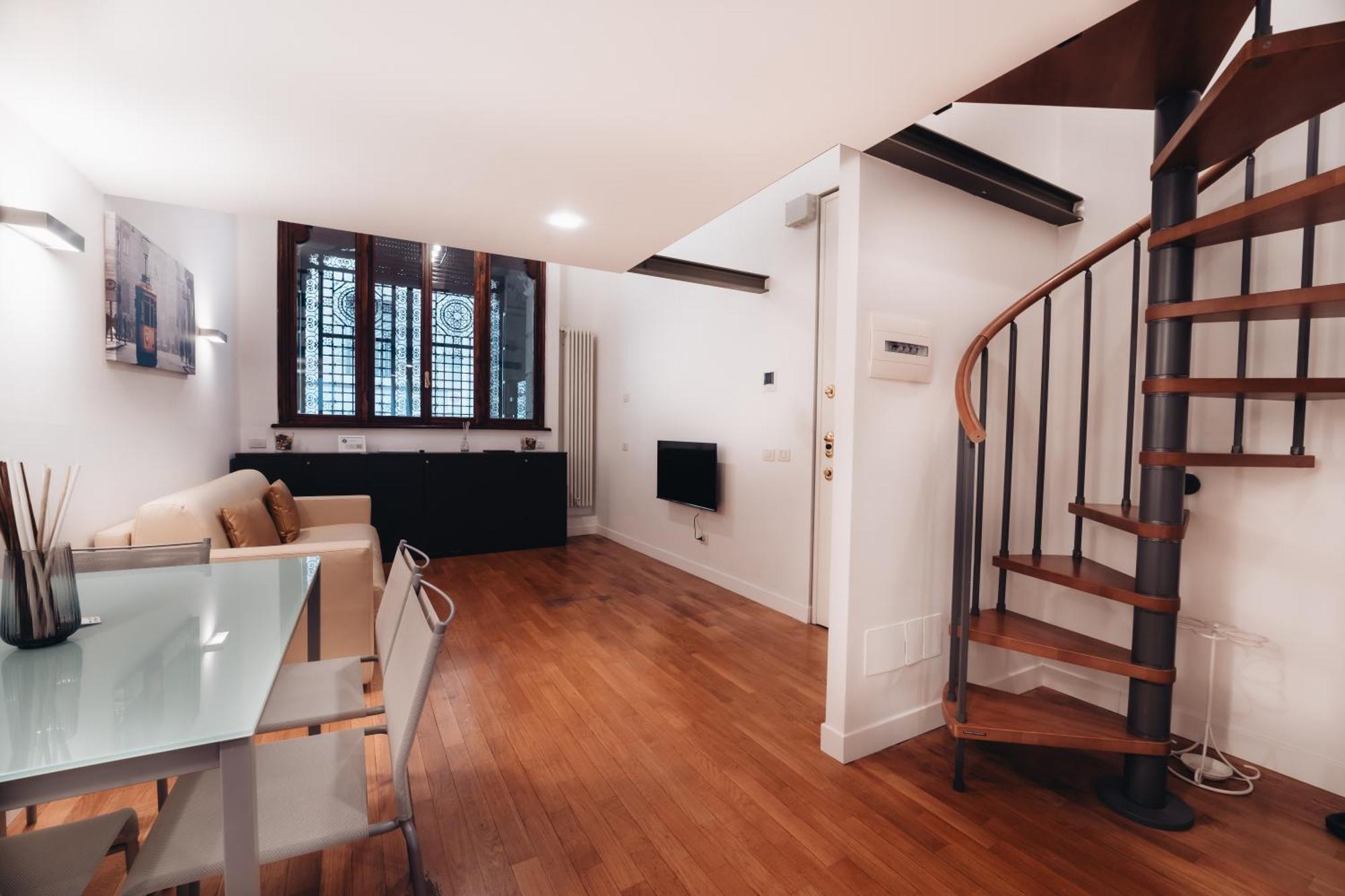 Charming De Togni Apartment Milan Bagian luar foto